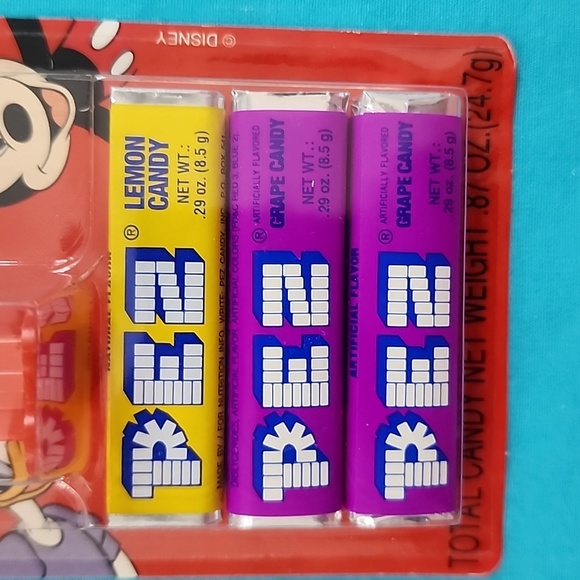 BNIB Disney Goofy Pez Dispenser with Candy - Picture 3 of 8